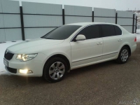 B687MM 102 RUS, Skoda Superb